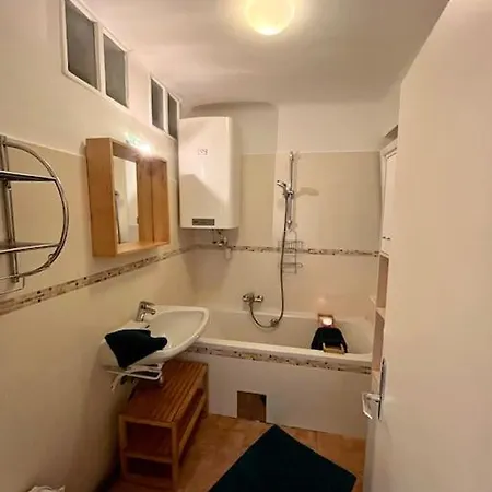 Naehe Lkh Und Der Med Uni Apartment Graz